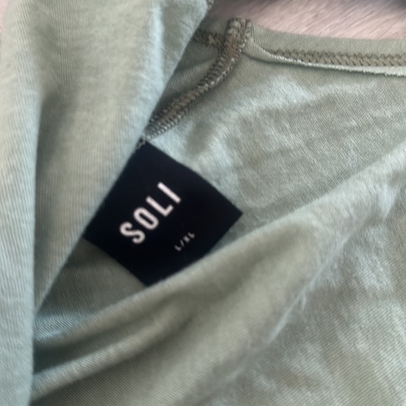 Soli Tie Front Top - Picture 2 of 3